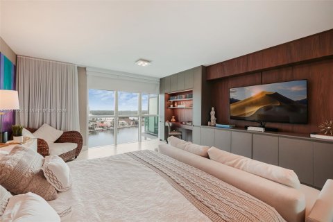 Condominio en venta en Sunny Isles Beach, Florida, 3 dormitorios, 160.91 m2 № 1318756 - foto 10