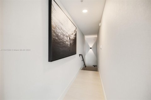 Copropriété à vendre à Sunny Isles Beach, Floride: 3 chambres, 160.91 m2 № 1318756 - photo 17