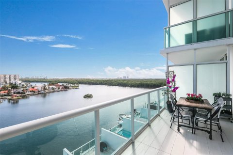 Copropriété à vendre à Sunny Isles Beach, Floride: 3 chambres, 160.91 m2 № 1318756 - photo 26