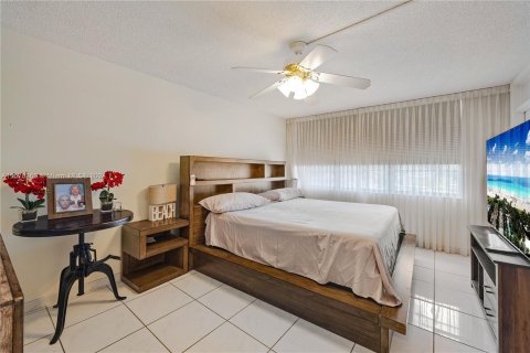 Copropriété à vendre à Pembroke Pines, Floride: 3 chambres, 121.7 m2 № 1150779 - photo 22