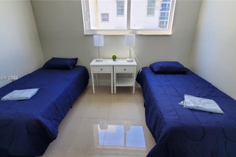 Condo in Miami Beach, Florida, 2 bedrooms  № 1151191 - photo 9