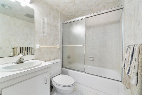 Condominio en venta en Lauderhill, Florida, 2 dormitorios, 103.68 m2 № 996478 - foto 5