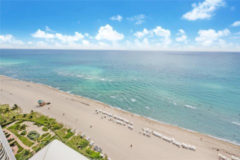 Condo in Sunny Isles Beach, Florida, 3 bedrooms  № 1294153 - photo 14