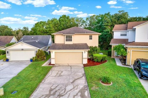 Villa ou maison à vendre à Wesley Chapel, Floride: 3 chambres, 209.77 m2 № 1297821 - photo 2