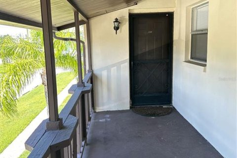 Copropriété à vendre à Port Richey, Floride: 1 chambre, 55.18 m2 № 1343516 - photo 2