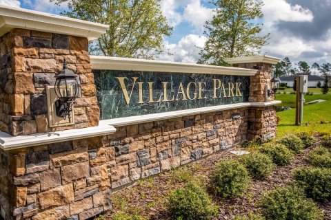 Village Park by Maronda Homes sobre plano en Green Cove Springs, Florida № 437221 - foto 1