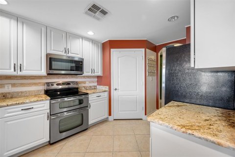 Condo in Bradenton, Florida, 3 bedrooms  № 1352571 - photo 6