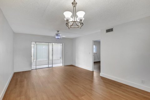 Condominio en venta en Delray Beach, Florida, 2 dormitorios, 85.93 m2 № 1221178 - foto 15