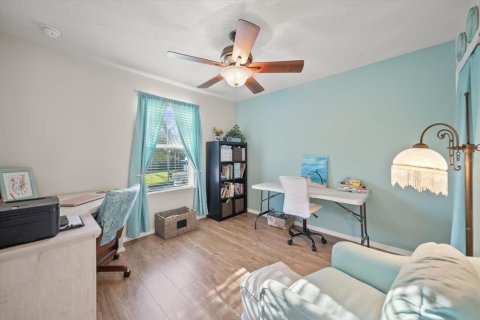 Touwnhouse à vendre à New Smyrna Beach, Floride: 4 chambres, 152.55 m2 № 731601 - photo 21