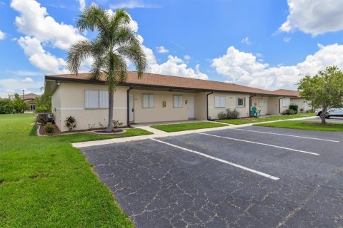 Copropriété à vendre à Punta Gorda, Floride: 2 chambres, 82.31 m2 № 1318252 - photo 26