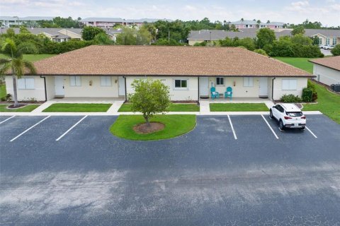 Copropriété à vendre à Punta Gorda, Floride: 2 chambres, 82.31 m2 № 1318252 - photo 30