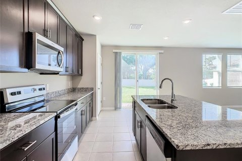 Casa en venta en Winter Haven, Florida, 3 dormitorios, 162.21 m2 № 1376066 - foto 4