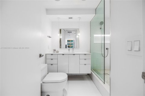 Copropriété à vendre à Miami Beach, Floride: 2 chambres, 94.67 m2 № 1375926 - photo 14