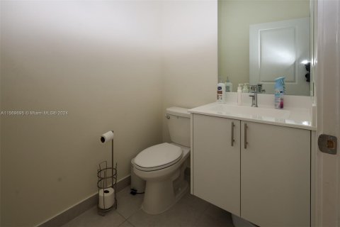 Condominio en venta en Doral, Florida, 2 dormitorios, 104.42 m2 № 1127312 - foto 11