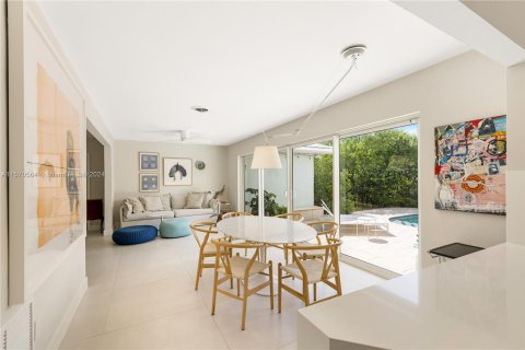 Casa en venta en Miami Shores, Florida, 3 dormitorios, 151.62 m2 № 1127314 - foto 4