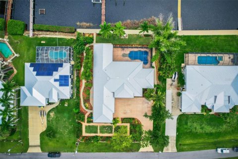 Villa ou maison à vendre à Punta Gorda, Floride: 4 chambres, 272.48 m2 № 1261885 - photo 5