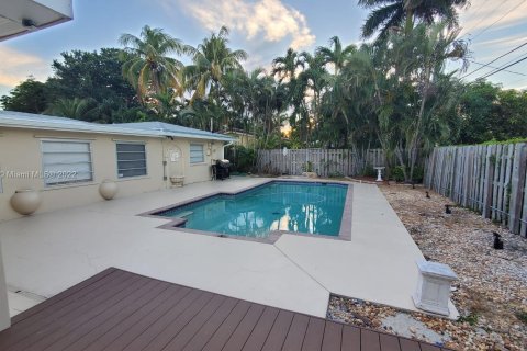 Villa ou maison à louer à Lauderdale-by-the-Sea, Floride: 4 chambres, 278.71 m2 № 158909 - photo 23