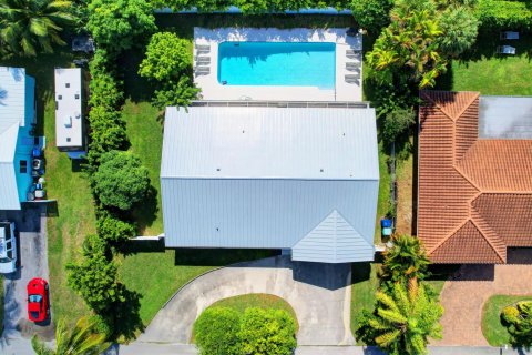 Casa en venta en Riviera Beach, Florida, 4 dormitorios, 168.99 m2 № 868414 - foto 3