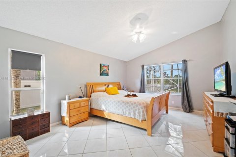 Villa ou maison à vendre à Pembroke Pines, Floride: 4 chambres, 217.3 m2 № 963024 - photo 16