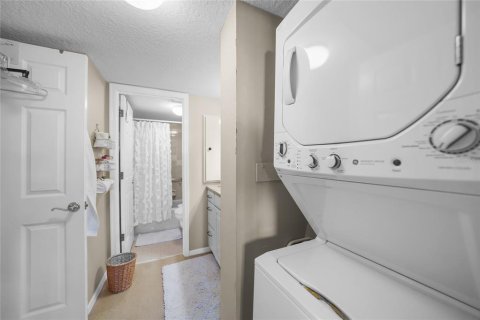 Condo in Punta Gorda, Florida, 2 bedrooms  № 1297913 - photo 13