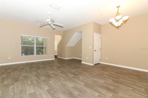 Touwnhouse à vendre à Apopka, Floride: 3 chambres, 167.78 m2 № 1300088 - photo 5