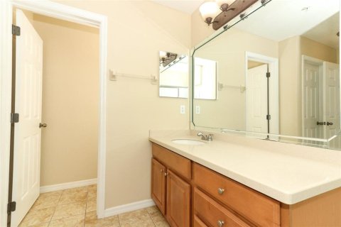 Townhouse in Apopka, Florida 3 bedrooms, 167.78 sq.m. № 1300088 - photo 24