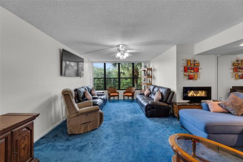 Condominio en venta en Coconut Creek, Florida, 2 dormitorios, 120.77 m2 № 1097498 - foto 28