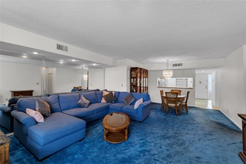 Copropriété à vendre à Coconut Creek, Floride: 2 chambres, 120.77 m2 № 1097498 - photo 25