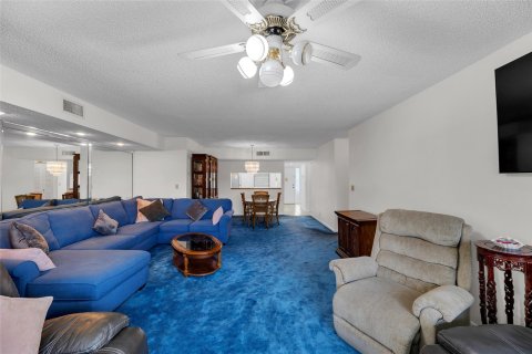 Copropriété à vendre à Coconut Creek, Floride: 2 chambres, 120.77 m2 № 1097498 - photo 26