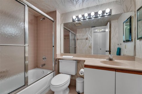 Condominio en venta en Coconut Creek, Florida, 2 dormitorios, 120.77 m2 № 1097498 - foto 4