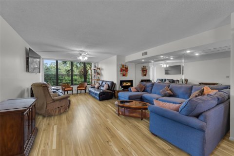 Condominio en venta en Coconut Creek, Florida, 2 dormitorios, 120.77 m2 № 1097498 - foto 30