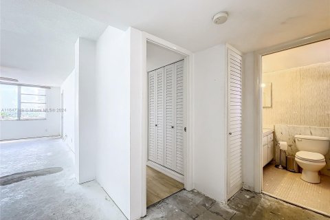 Copropriété à vendre à Pompano Beach, Floride: 1 chambre, 72 m2 № 1330075 - photo 13