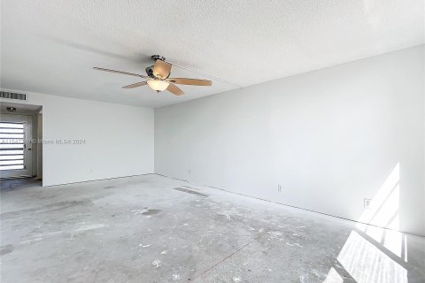 Copropriété à vendre à Pompano Beach, Floride: 1 chambre, 72 m2 № 1330075 - photo 18