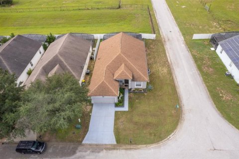 Villa ou maison à vendre à Davenport, Floride: 5 chambres, 173.08 m2 № 1353227 - photo 4