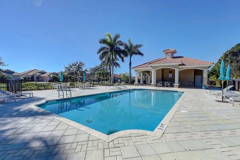 Villa ou maison à vendre à Jensen Beach, Floride: 2 chambres, 177.16 m2 № 1129182 - photo 9