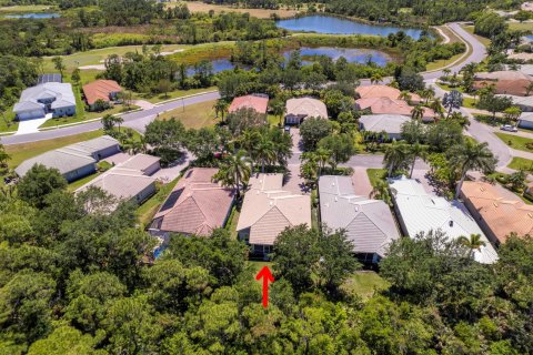 Villa ou maison à vendre à Jensen Beach, Floride: 2 chambres, 177.16 m2 № 1129182 - photo 28