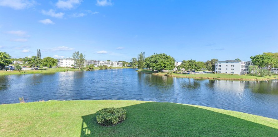 Condo in Deerfield Beach, Florida, 1 bedroom  № 827709