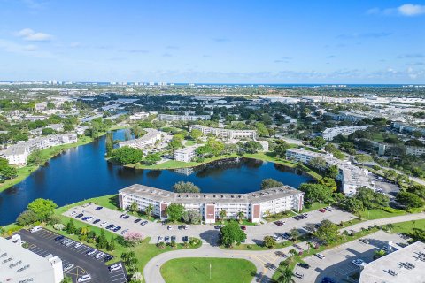 Condo in Deerfield Beach, Florida, 1 bedroom  № 827709 - photo 26