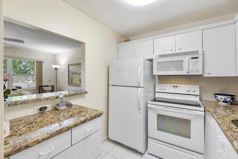 Condominio en venta en Deerfield Beach, Florida, 1 dormitorio, 65.03 m2 № 827709 - foto 11