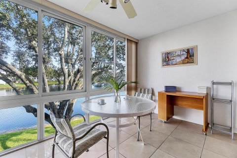 Condominio en venta en Deerfield Beach, Florida, 1 dormitorio, 65.03 m2 № 827709 - foto 3
