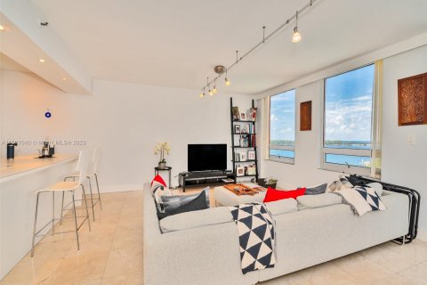 Copropriété à vendre à Miami, Floride: 2 chambres, 120.68 m2 № 909507 - photo 8