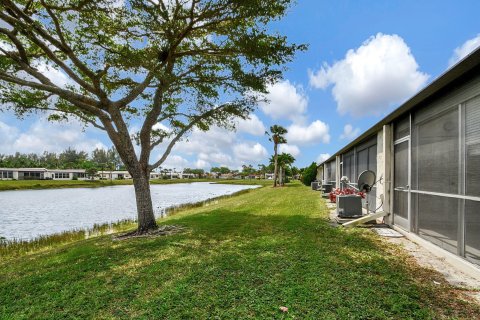 Villa ou maison à vendre à West Palm Beach, Floride: 2 chambres, 79.62 m2 № 1119091 - photo 30