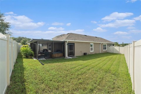 Villa ou maison à vendre à Wesley Chapel, Floride: 3 chambres, 140.84 m2 № 1279683 - photo 25