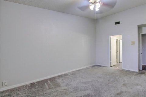 Condo in Holiday, Florida, 3 bedrooms  № 1279441 - photo 24