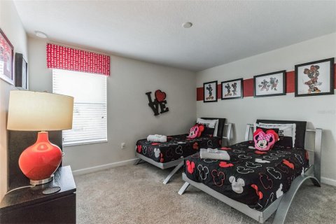 Casa en venta en Davenport, Florida, 6 dormitorios, 305.74 m2 № 637480 - foto 17