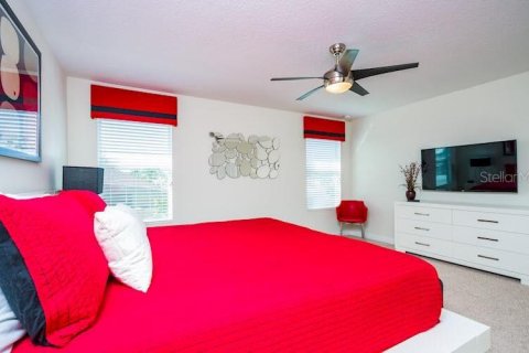 Casa en venta en Davenport, Florida, 6 dormitorios, 305.74 m2 № 637480 - foto 12