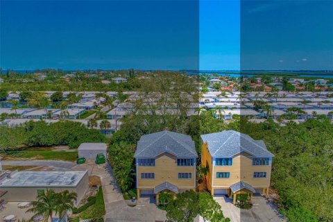 Townhouse in Longboat Key, Florida 2 bedrooms, 133.78 sq.m. № 1289891 - photo 3