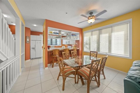 Touwnhouse à vendre à Longboat Key, Floride: 2 chambres, 133.78 m2 № 1289891 - photo 9