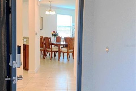 Copropriété à louer à Bradenton, Floride: 2 chambres, 119.47 m2 № 216796 - photo 4