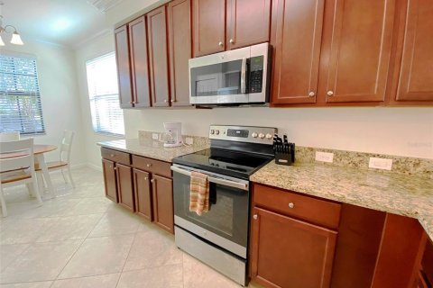 Condominio en alquiler en Bradenton, Florida, 2 dormitorios, 119.47 m2 № 216796 - foto 7